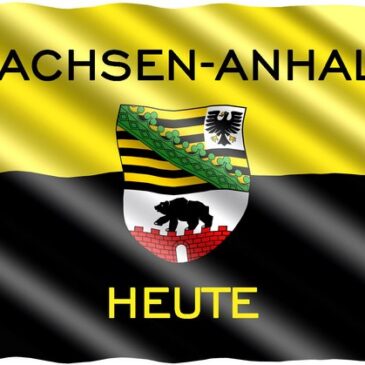 Neues Bildungszentrum Mitteldeutschland /  Haseloff überreichte Zuwendungsbescheide