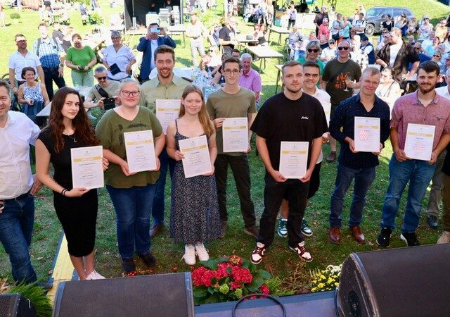 Landwirtschaftsminister Sven Schulze ehrt jahrgangsbeste Auszubildende in „Grünen Berufen“