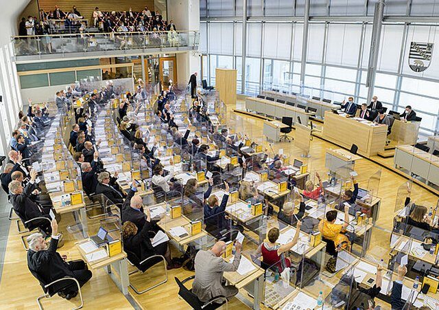Mitteldeutsche Zeitung: 8.736,66 Euro für Landtagsabgeordnete in Sachsen-Anhalt