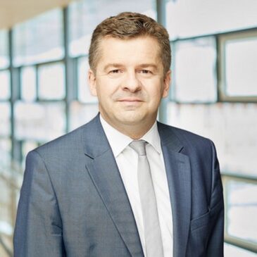 Bauhaus & Gartenreich im Dialog: Tourismusminister Sven Schulze übergibt Förderbescheid an Kulturstiftung Dessau-Wörlitz