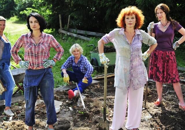 Komödie: Die Dienstagsfrauen (3sat  16:00 – 17:30 Uhr)