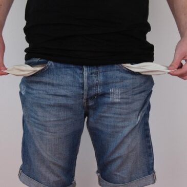 Schulden bei Verwandten: Viele leihen sich Geld für Lebensmitteleinkäufe