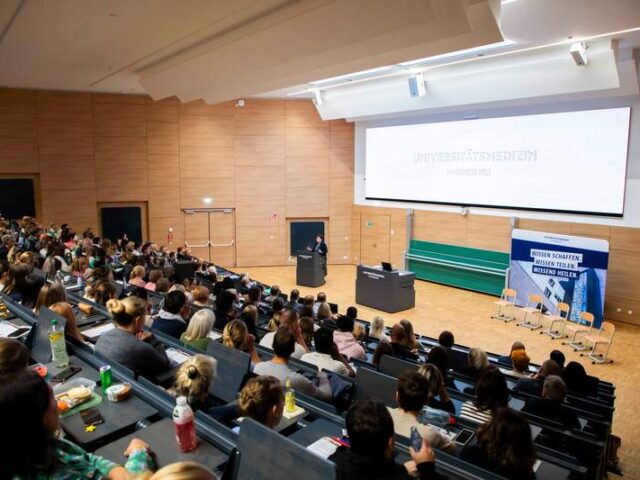 1. Magdeburger Pflegetag „Gemeinsam stark – Pflege verbindet“