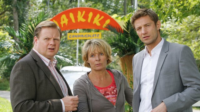 Krimiserie: Die Rosenheim-Cops – Tod auf Waikiki (ZDF 16:10 – 17:00 Uhr) –  Presseportal Magdeburg