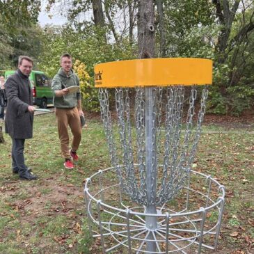 Discgolf-Anlage im Elbauenpark eröffnet