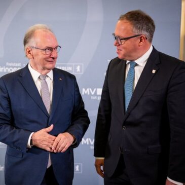 Gemeinsam fĂŒr ein starkes Mitteldeutschland: ThĂŒringen und Sachsen-Anhalt bekennen sich zu enger wirtschaftlicher Partnerschaft und verlĂ€sslicher Zusammenarbeit