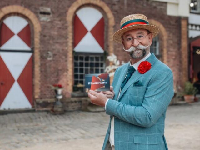 Antiquitätenshow: Bares für Rares XXL – Voll im Trend (ZDF  20:15 – 21:45 Uhr)