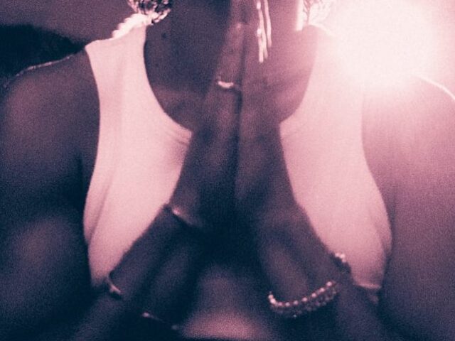 Felix Jaehn beleuchtet den World Mental Health Day mit seinem neuen Album und der Lead Single „Now’s a Good Time to Be” mit Sarah Barrios