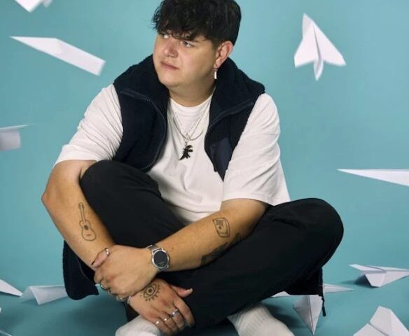 ISAAK veröffentlicht seine neue Single „Paper Plane“