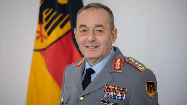 Debatte über Wehrdienstgesetz: Generalinspekteur pocht auf Tempo