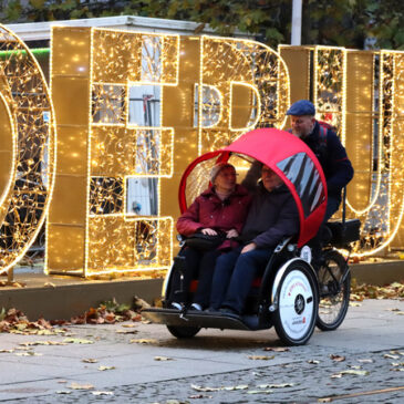 Malteser bieten Fahrradrikscha-Fahrten zur Lichterwelt an