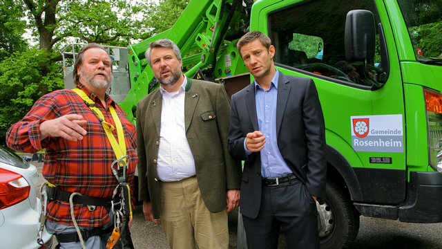 Krimiserie: Die Rosenheim-Cops – Mord im Klassenzimmer (ZDF 16:10 – 17:00 Uhr)