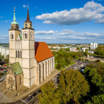 Kirchen und Landeshauptstadt laden am 20. Dezember zum Gedenkgottesdienst in die Johanniskirche ein