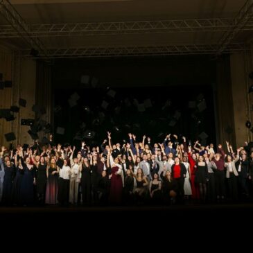 169 Medizinstudierende feiern ihren Studienabschluss