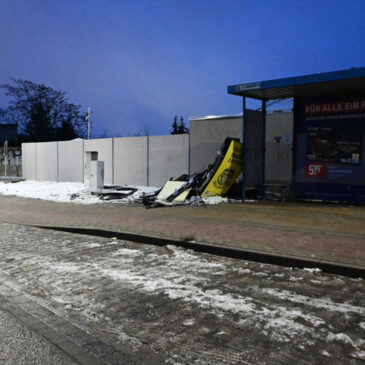 Heyrothsberge: Unbekannte sprengen Snackautomaten