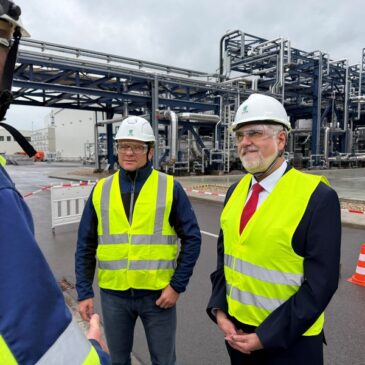 Schneider und Willingmann besuchen Bioraffinerie von UPM in Leuna