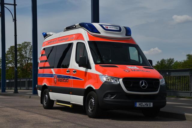 Schwerverletzter Radfahrer nach Verkehrsunfall in Sudenburg