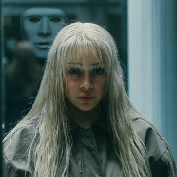 AYLIVA meldet sich mit „Renn“ zurück!