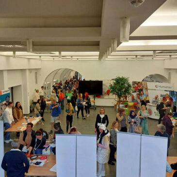 Karrierechancen in der Pflege: Arbeitsmarktbörse am 12. Mai im Alten Rathaus / Pflege im Fokus: informieren, vernetzen, durchstarten!