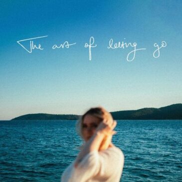 ÁSDÍS veröffentlicht ihre neue Single „The Art Of Letting Go“