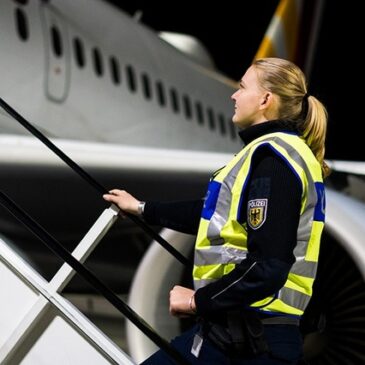 Neuer Abschiebeflug von Leipzig/Halle mit Protest