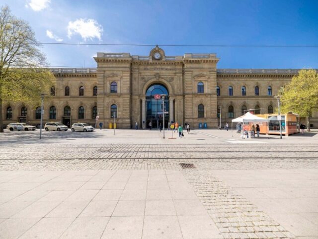 Frühjahrsputz am Magdeburger Hauptbahnhof