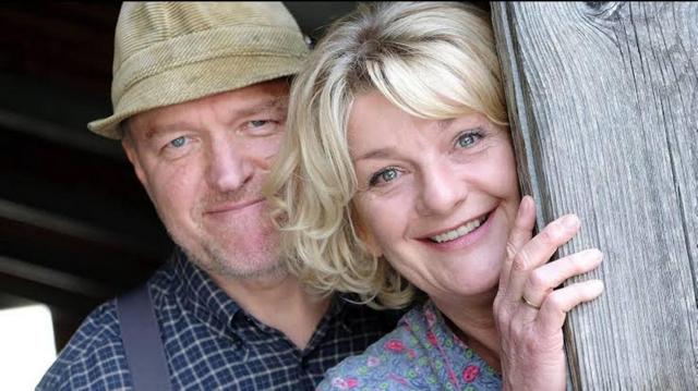 Komödie: Schluss! Aus! Amen! (Das Erste  15:30 – 17:00 Uhr)