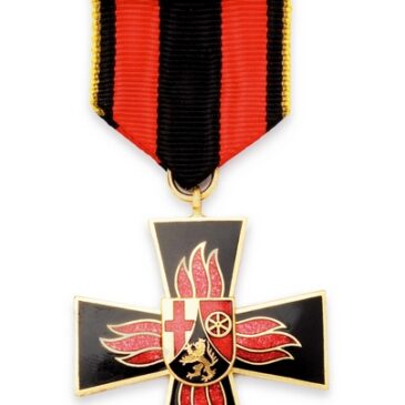 Innenministerin verleiht Brandschutz- und Katastrophenschutz-Ehrenzeichen im Rahmen des 100-jährigen Jubiläums der Freiwilligen Feuerwehr Wolferode