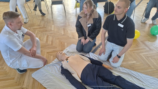 Ein Blick hinter die Kulissen am Zukunftstag: 26 junge Menschen entdecken die Pflege als Beruf mit Zukunft