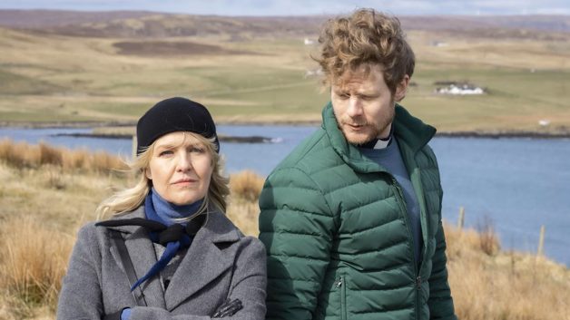 Krimiserie: Mord auf Shetland – Der Spion (Das Erste  21:45 – 23:40 Uhr)