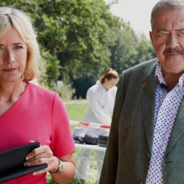 Krimiserie: Die Rosenheim-Cops – Ein mysteriöser Blumenstrauß (ZDF 16:10 – 17:00 Uhr)