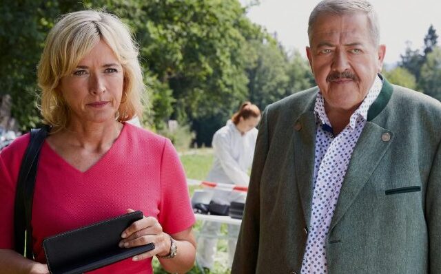 Krimiserie: Die Rosenheim-Cops – Ein mysteriöser Blumenstrauß (ZDF 16:10 – 17:00 Uhr)