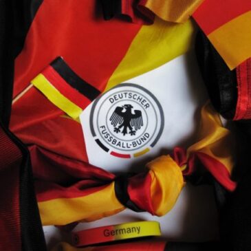 Aktuelle HDE-Umfrage zur Fußball-WM: Viele Handelsunternehmen erwarten kleinere, positive Umsatzeffekte