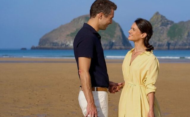 💘 Aus der Herzkino-Reihe Rosamunde Pilcher – Liebe und andere Schätze (ZDF 20:15 – 21:45 Uhr)