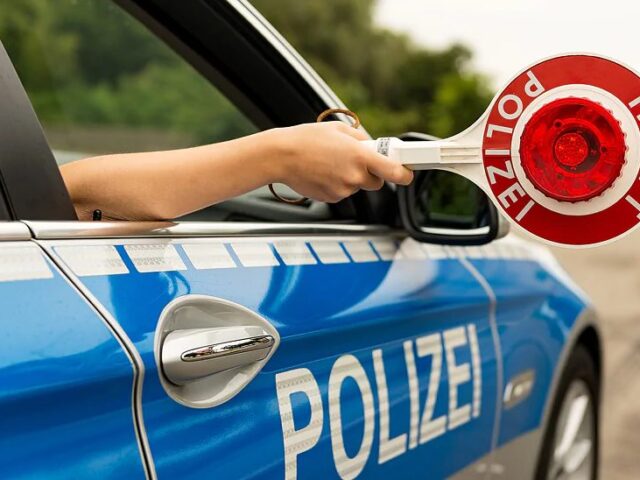 Verkehrskontrolle führt zu mehreren Strafverfahren