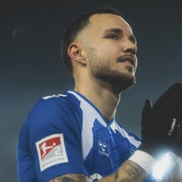 Falko Michel hat seinen Vertrag beim 1. FC Magdeburg verlängert / Mittelfeldakteur spielt seit 2024 für die Blau-Weißen