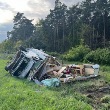 Verkehrsunfall auf der A2 mit drei leicht verletzten Personen