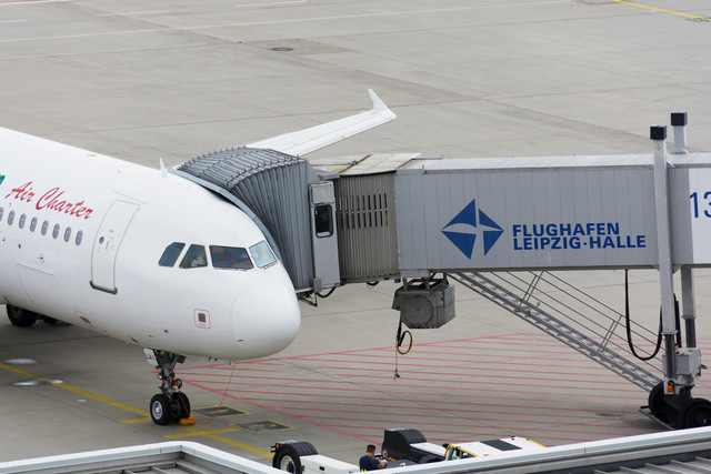 Ministerpräsidenten Kretschmer und Schulze unterzeichnen gemeinsame Erklärung zur Mitteldeutschen Flughafen AG