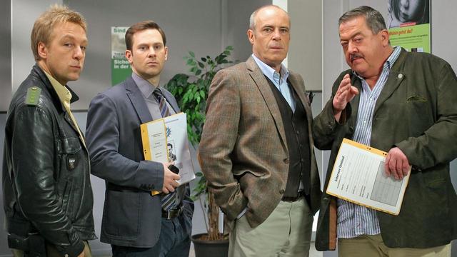 Krimiserie: Die Rosenheim-Cops – Ein geschätzer Schätzer (ZDF 16:10 – 17:00 Uhr)