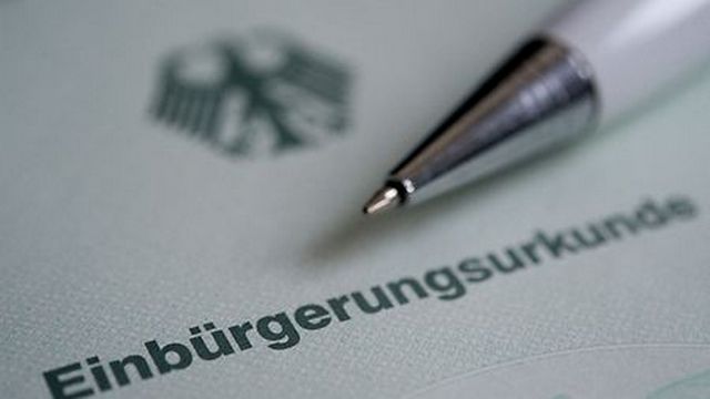 Einbürgerung auf neuem Rekordwert