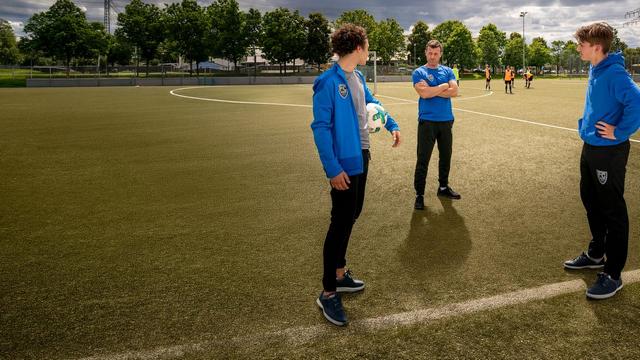 Krimiserie: Notruf Hafenkante – Fußball-Mütter (ZDF 19:25 – 20:15 Uhr)