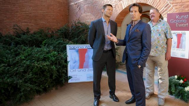 Krimiserie: Die Rosenheim-Cops – Geld ist tödlich (ZDF 16:10 – 17:00 Uhr)