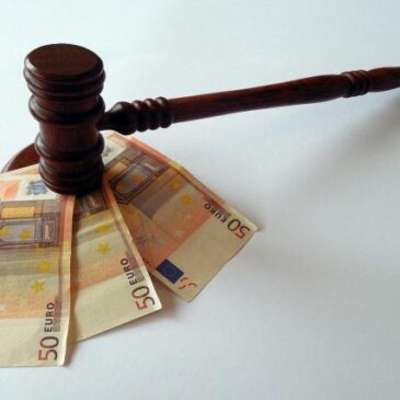 Zoll-Auktion: Polizei versteigert beschlagnahmte Gegenstände