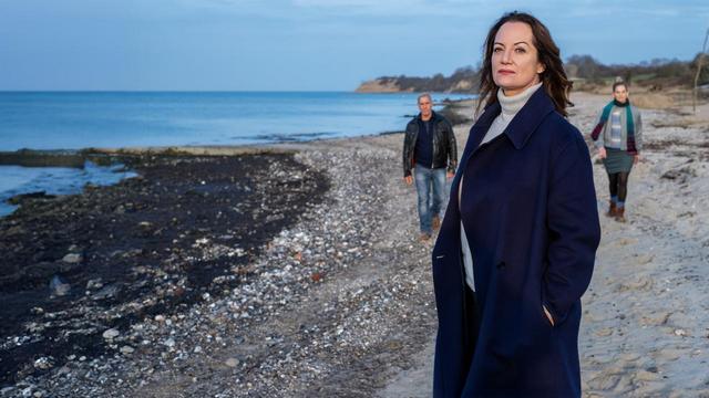 Krimi: Unter anderen Umständen – Das Mädchen ohne Namen (ZDF 20:15 – 21:45 Uhr)