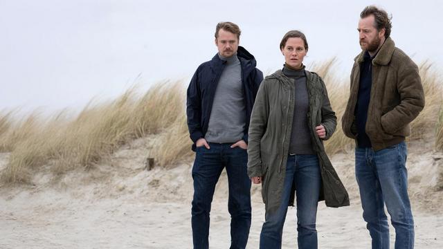 Krimi: Ostfriesentotenstille (ZDF  20:15 – 21:45 Uhr)