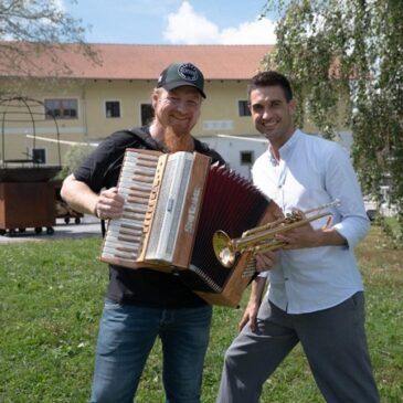 Musik in den Bergen – Dominik Glöbl unterwegs im Bayerischen Wald (MDR  20:15 – 21:45 Uhr)