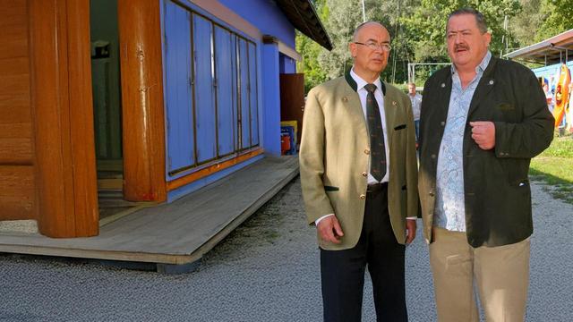 Krimiserie: Die Rosenheim-Cops – Vertrauen ist gut, Kontrolle ist besser (ZDF 16:10 – 17:00 Uhr)