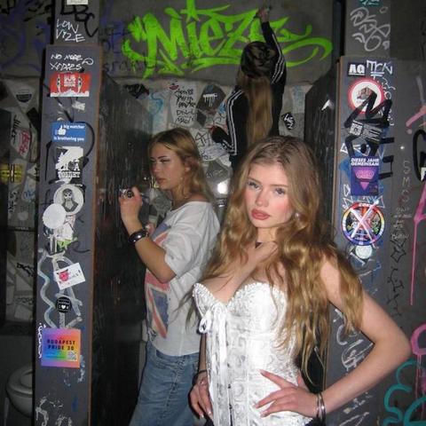 Mieze veröffentlicht ihre Debütsingle “Ey Mieze”