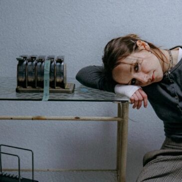 fiora veröffentlicht ihre neue Single “wieviele Tage”