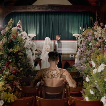 Rapper Yeat veröffentlicht sein neues Doppelalbum „A Dangerous Lyfe / A Dangerous Love“ mit namhaften Feature-Gästen